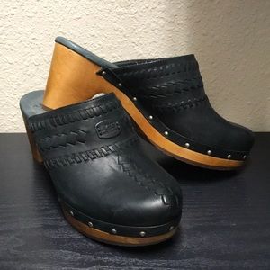 Ugg Clogs